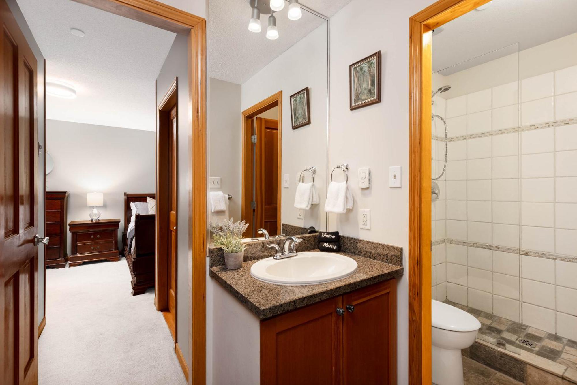 Apartment 2br + Loft Mtn View Near Gondola Pool & Ht *
