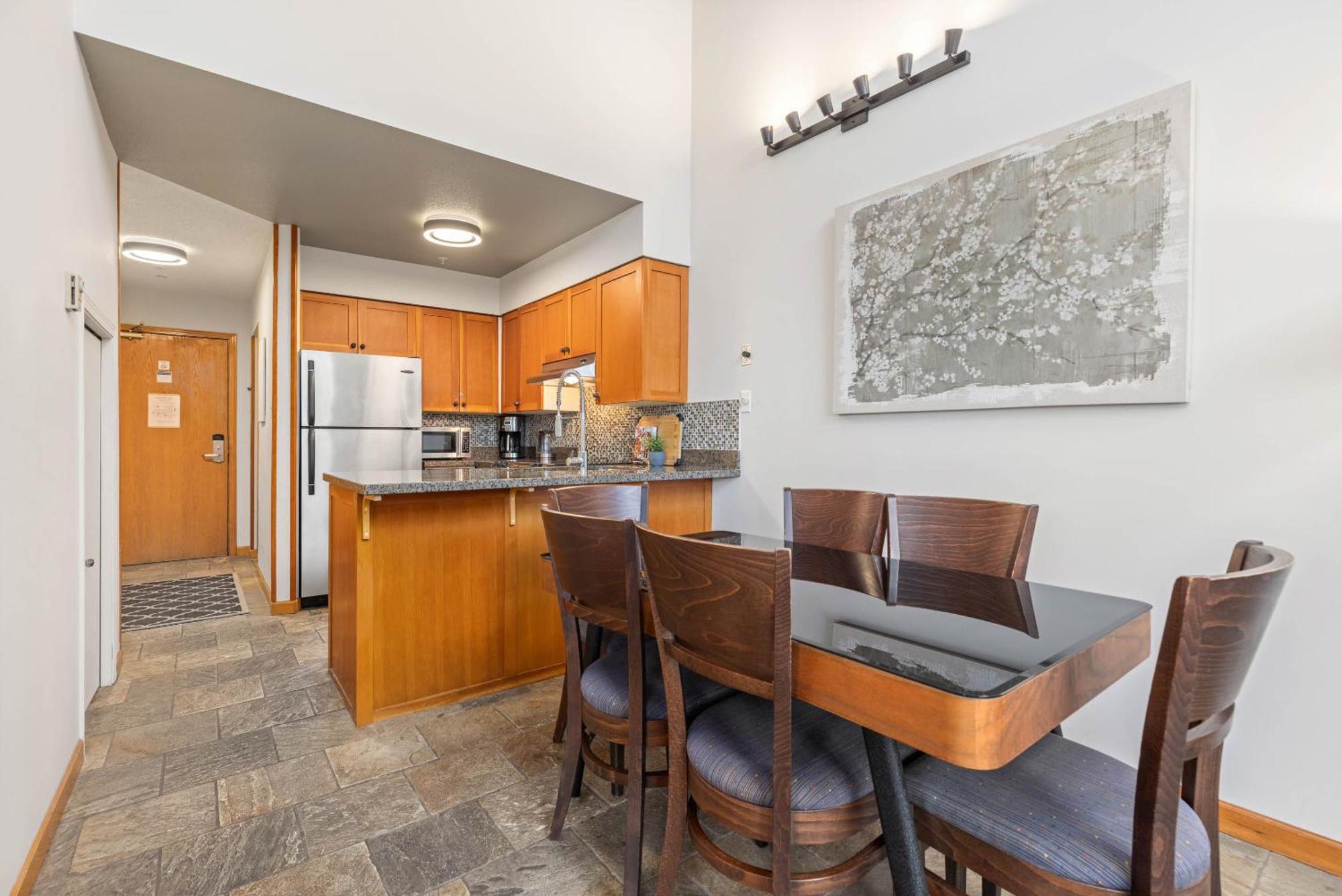 2br + Loft Mtn View Near Gondola Pool & Ht Apartment *